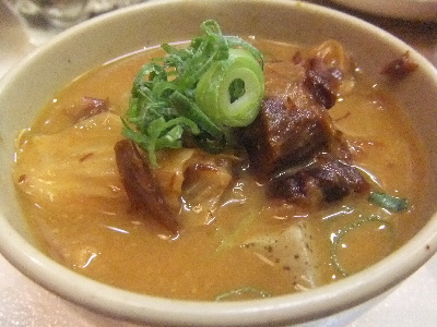 大阪　だるま　土手煮