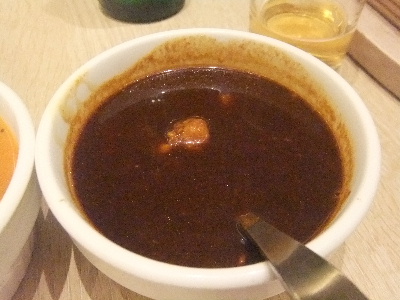 六本木　カレー　デリー　カシミールカレー