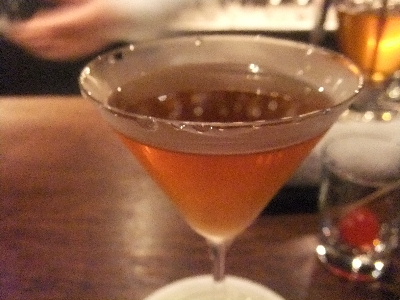 渋谷　バー　石の華　スィートマティーニ