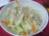 浅草　タイ料理　モンティー　サラダ