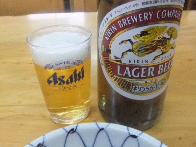 浅草　まえ田食堂　ビール