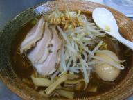 神保町　ラーメン　覆麺
