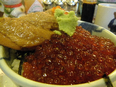 築地　米花　イクラ丼