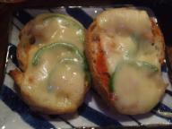 新橋　立飲み　ぼんそわ　ピザっぽいトースト