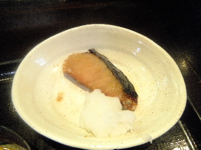 市場の厨房　鰆の漬け焼き