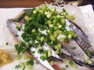 高砂　居酒屋　まるきん　秋刀魚刺身