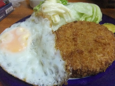 京成高砂　居酒屋　福一　メンチカツ