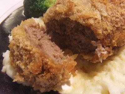 東京駅　日本食堂　メンチカツ