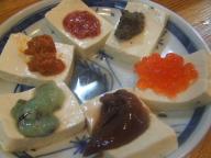 立石　居酒屋　さくらい　豆腐カナッペ