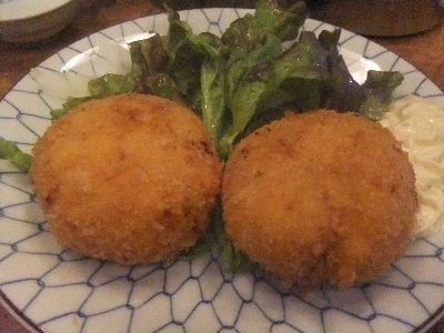 恵比寿　居酒屋　さいき　カニコロッケ