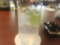 銀座　バー　アヴァンティ　ジントニック