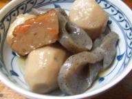 青戸　居酒屋　コーナーアオト　里芋煮物