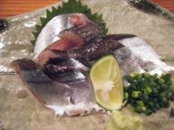 人形町　居酒屋　釉月　秋刀魚刺身