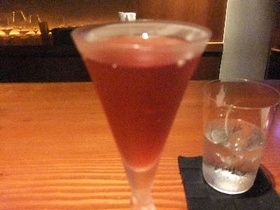 曳舟　バー　Bee　バーテンダー