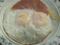 名古屋　立ち飲み　どえりゃあ亭　ハムエッグ