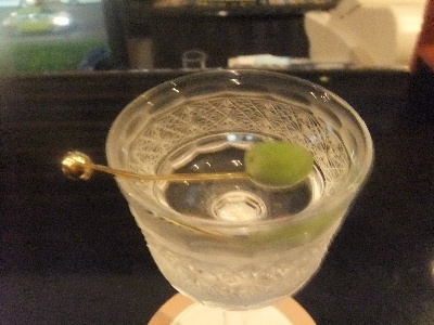 赤坂　バー　ブロッサム　マティーニ