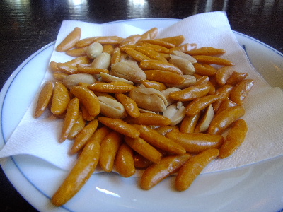 長崎　自由亭　柿の種