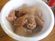 柴又帝釈天　ぶすパンダ　もつ煮