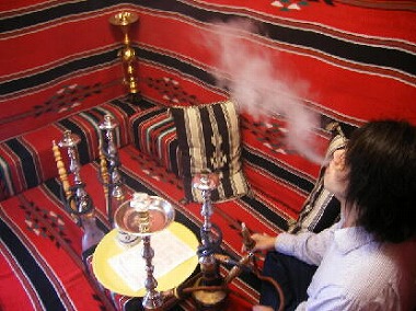 s-img014.jpg