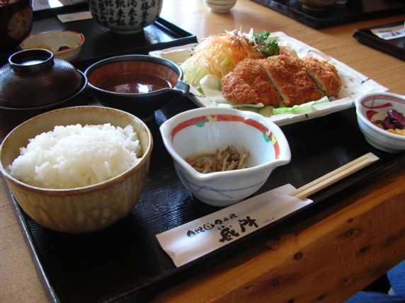 味噌カツ定食.jpg