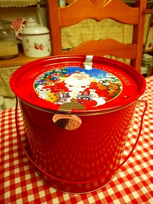 2009　クリスマスギフト缶