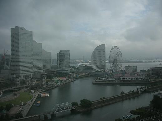 横浜朝景