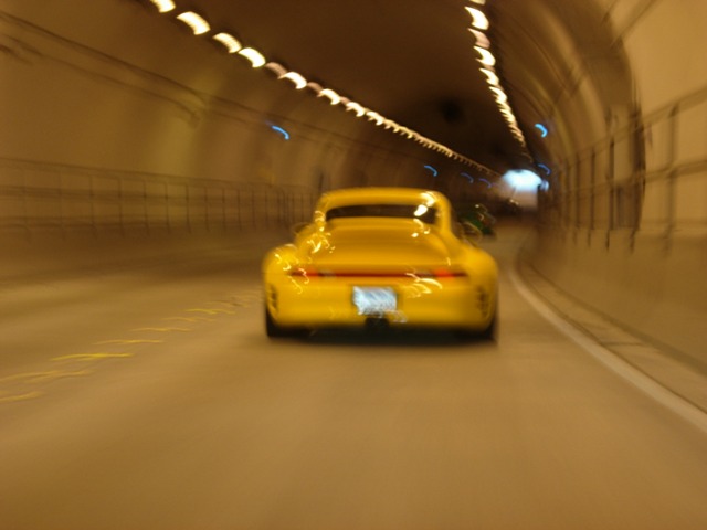 gallery/05_yellow_tunnel.JPG.jpg