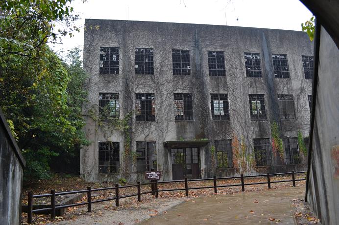 d3100 001（廃墟）.JPG