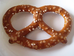 pretzel2.jpg