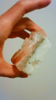 仕出し米長さんの鯛昆布〆箱寿司