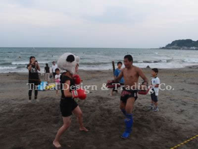 由比ヶ浜リトルタイランドでムエタイ!!