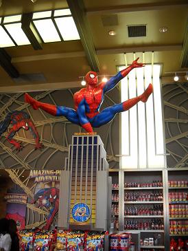 アメージング・スパイダーマン・ストア　店内