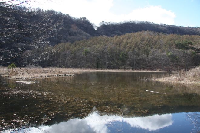 尾根とキレットのある場所