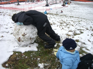 雪だるまつくり♪