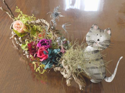 猫の置物とアレンジ