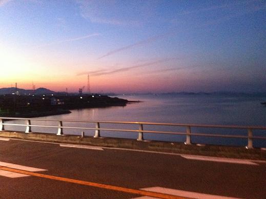 西条から瀬戸内を望む