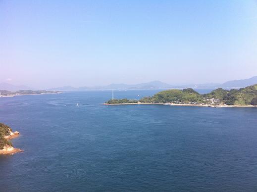 来島海峡大橋から望む