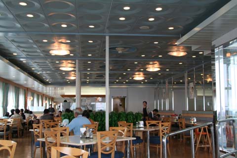 新日本海フェリー・レストラン（２００９年９月２３日）