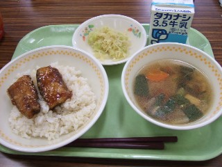 給食