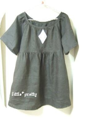 こげ茶のリネンチュニック