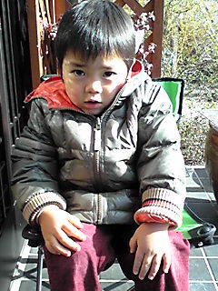 レオと並んで座りたかったの