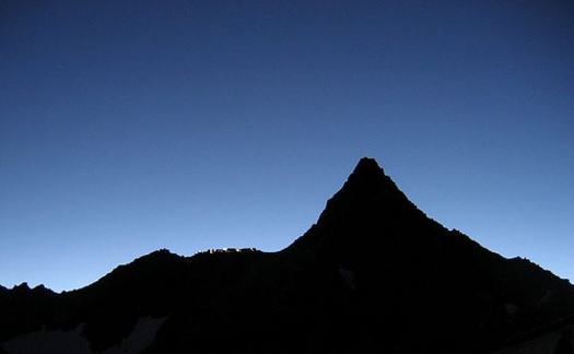 槍ヶ岳　シルエット.jpg