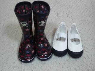 新しい上履き& 長靴