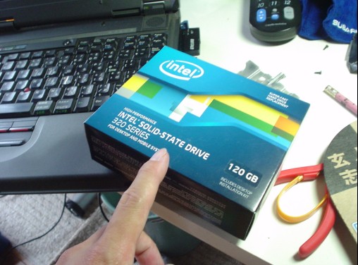 intel  SOLID-STATE DRIVE