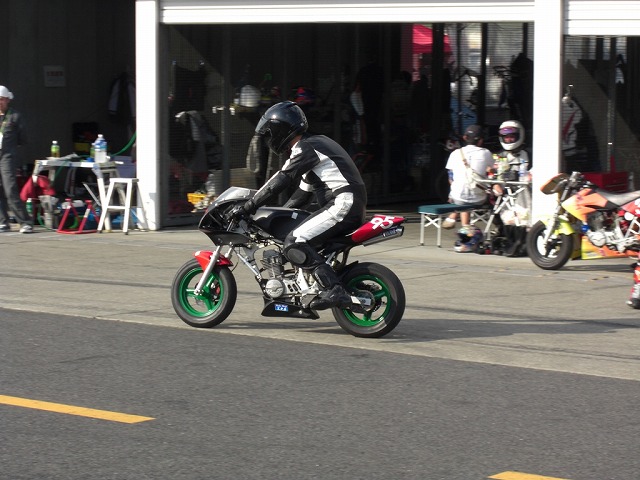 第３ライダーＴ　コースイン！