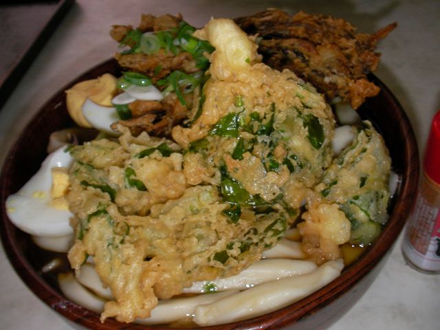 藤屋の天ぷらうろんその１