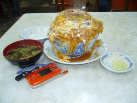 やよい食堂のカツ丼