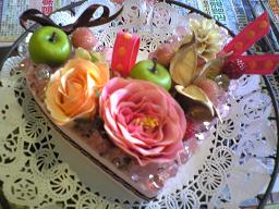 2月１日　ブリザーブドフラワーのハートのケーキ☆　２