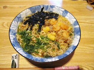 カップラーメン