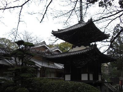 吉田寺・多宝塔